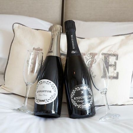 Penwithick Knightor Manor Bed & Breakfast エクステリア 写真