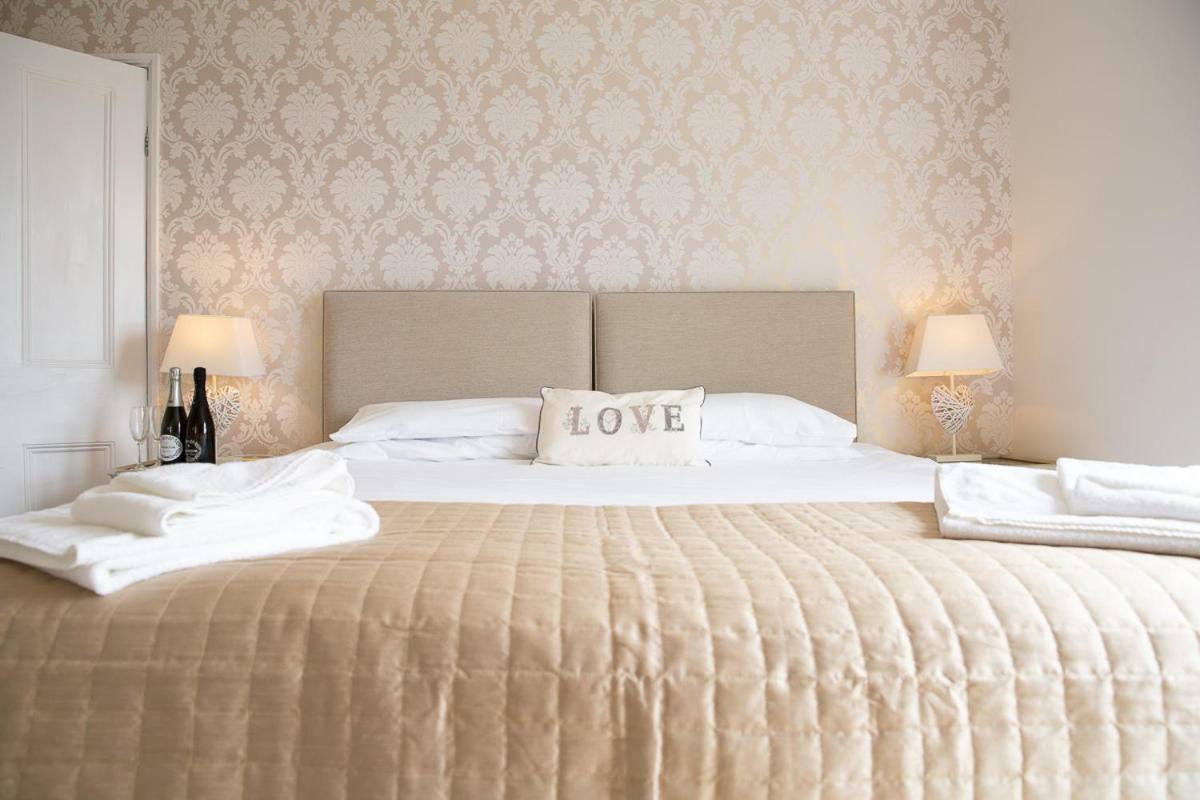Penwithick Knightor Manor Bed & Breakfast エクステリア 写真